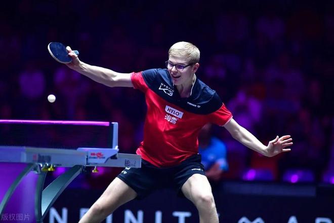 配这种场地 配这种场地