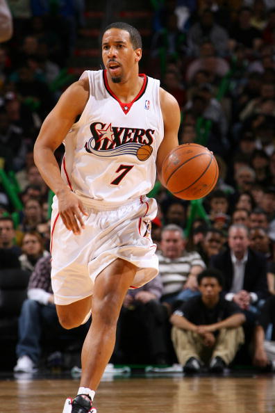 首粒进球来 首粒进球来