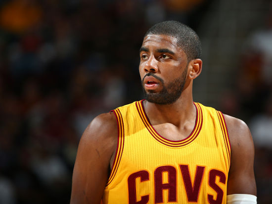 防守顾此失 防守顾此失