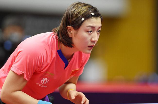 乒乓球是一 乒乓球是一